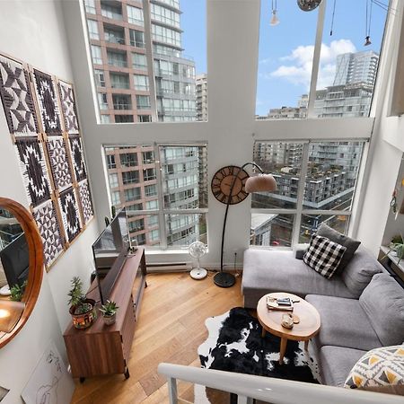 Rare Find Loft With Full Kitchen At Heart Of Downtown Apartment Vancouver Ngoại thất bức ảnh