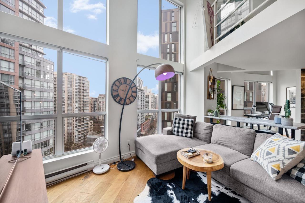Rare Find Loft With Full Kitchen At Heart Of Downtown Apartment Vancouver Ngoại thất bức ảnh